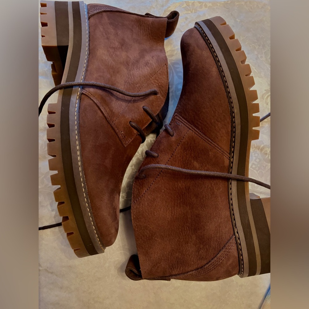 Women’s Timberland Waterproof Dark Brown Suede Leather Chukka Ankle Boots - Picture 6 of 12